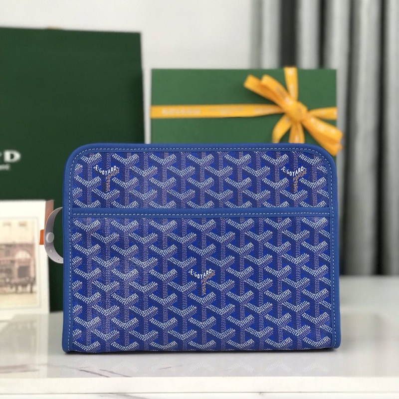Go*ard cosmetic bags